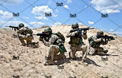 دانلود عکس سربازان در حال جنگ