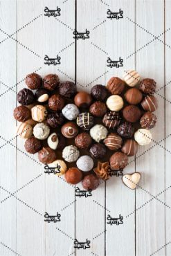 دانلود عکس قلب ساخته شده با شکلات