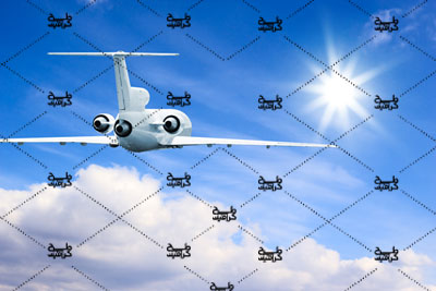 دانلود تصویر رایگان هواپیما در آسمان آبی